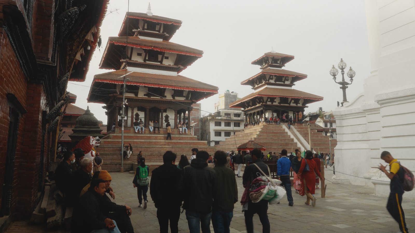 Kathmandu, graded